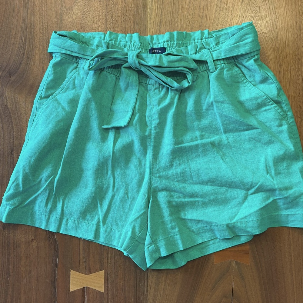 Green Tie Waist JCrew Linen Shorts, Size Medium